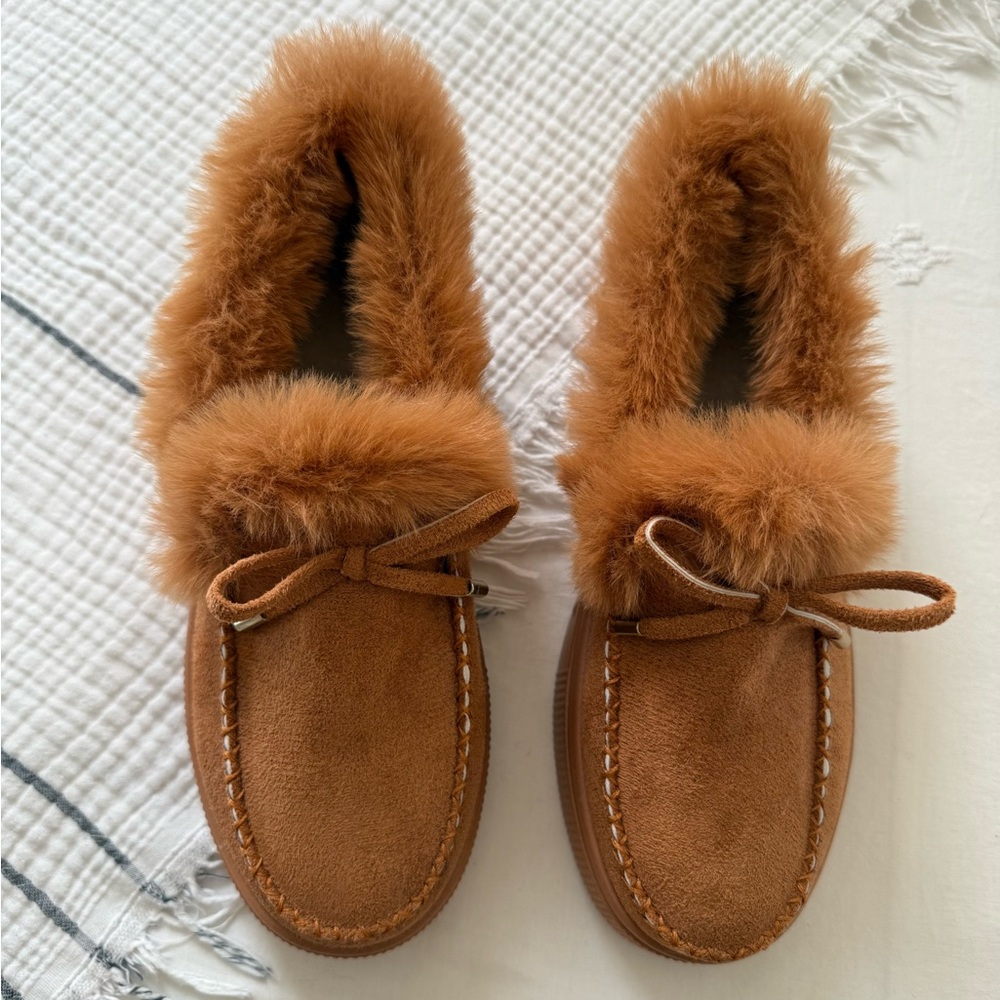 Women’s Chestnut Brown Faux Fur Lined Slip On Moccasin Loafers Size 9 - Picture 2 of 13